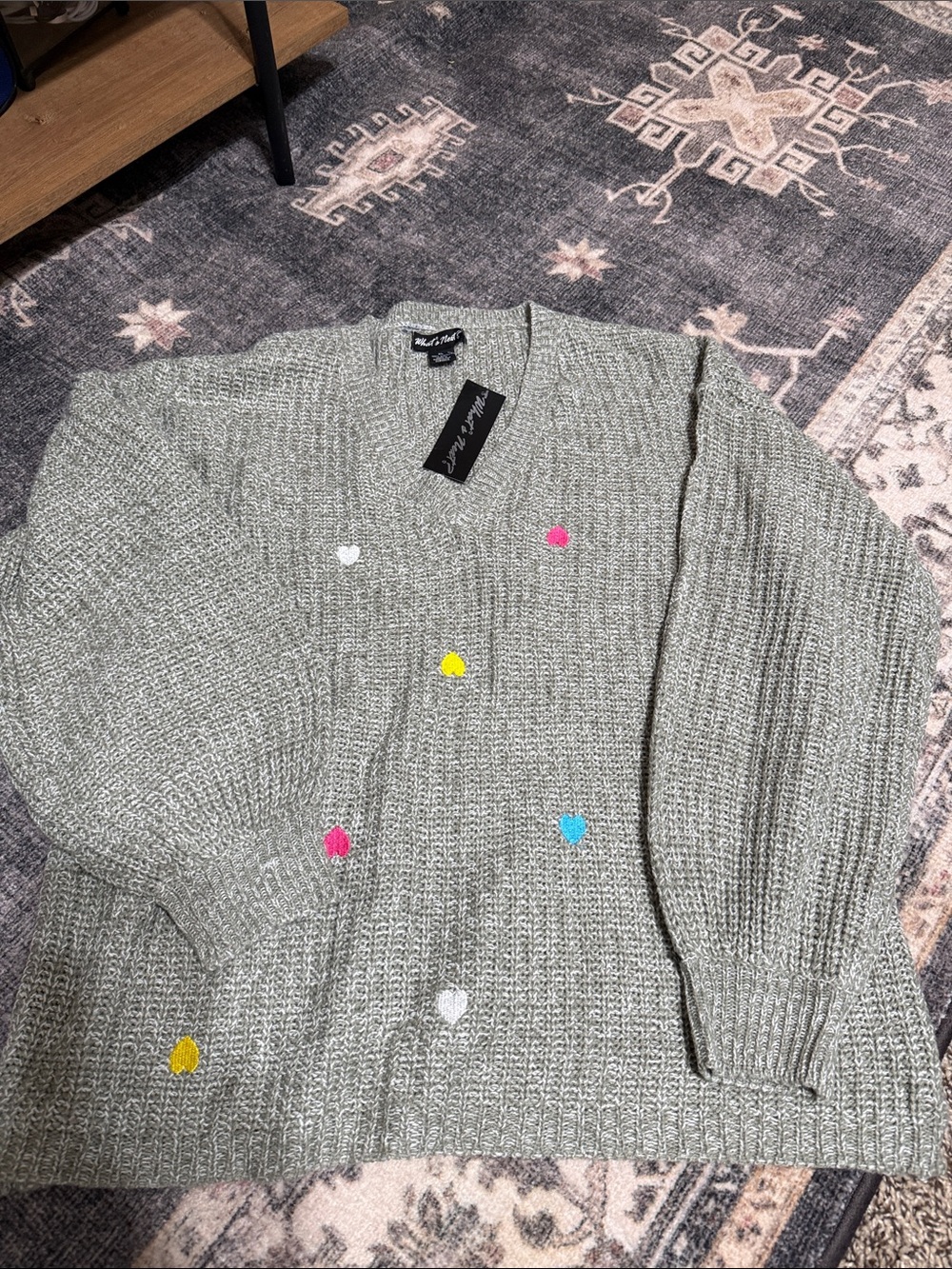 Unknown Brand Women's Light Gray Knit Sweater with Multicolor Heart Accents